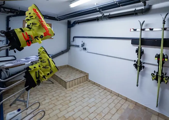 Ausseer باد اوسي